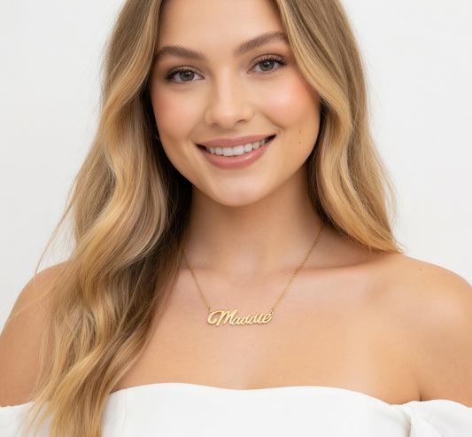 Maddie Name Necklace - Signature Names Gold Nameplate Necklace