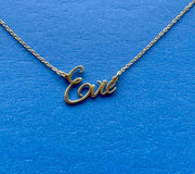 Evie name necklace in gold