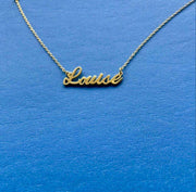 Louise name necklace in gold